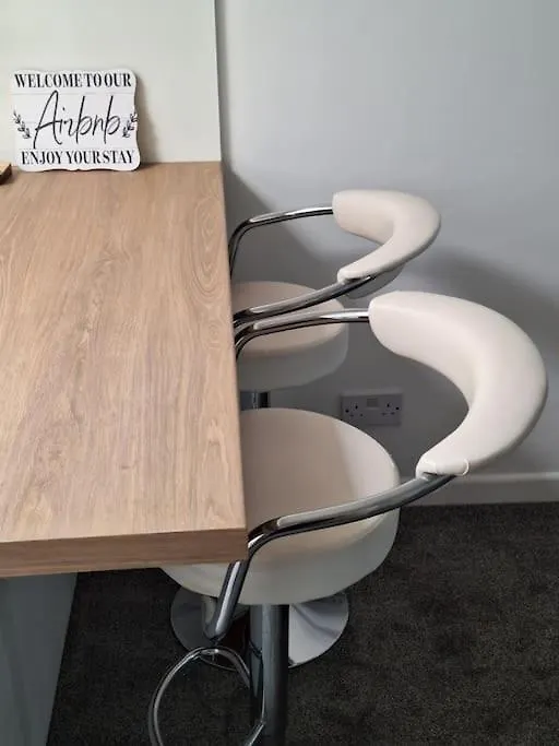 1 Bedroom Apartment In Bournemouth, Free Parking 0*, Bournemouth