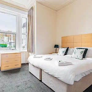 2* Hotel Brooklands