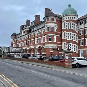 Apartment Burlington Mansions, Bournemouth