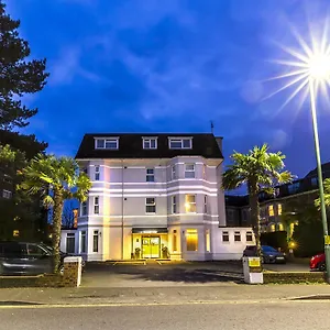 4* Hotel Connaught