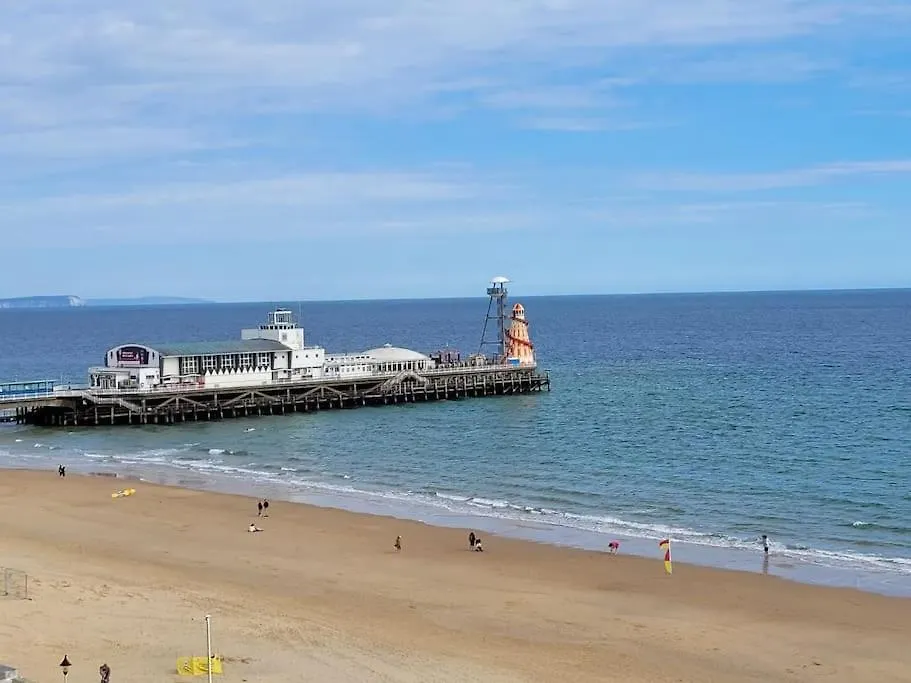 1 Bedroom Apartment In Bournemouth, Free Parking