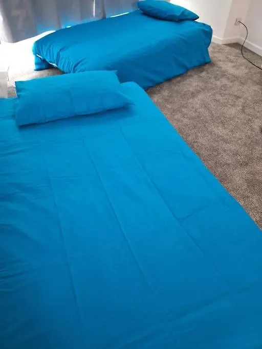 1 Bedroom Apartment In Bournemouth, Free Parking United Kingdom