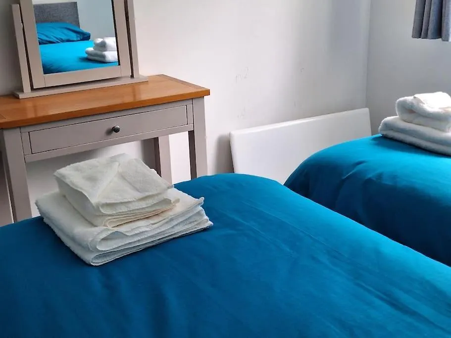 1 Bedroom Apartment In Bournemouth, Free Parking